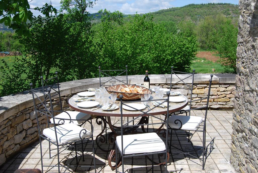 Bed and Breakfast Mas De Garrigue Calvignac Esterno foto