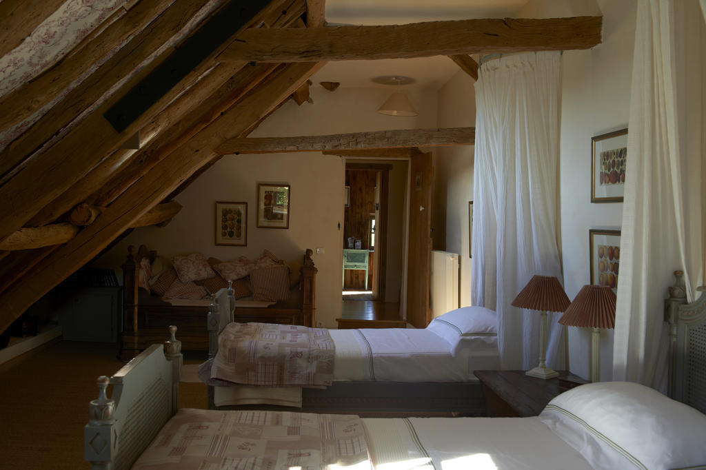 Bed and Breakfast Mas De Garrigue Calvignac Camera foto